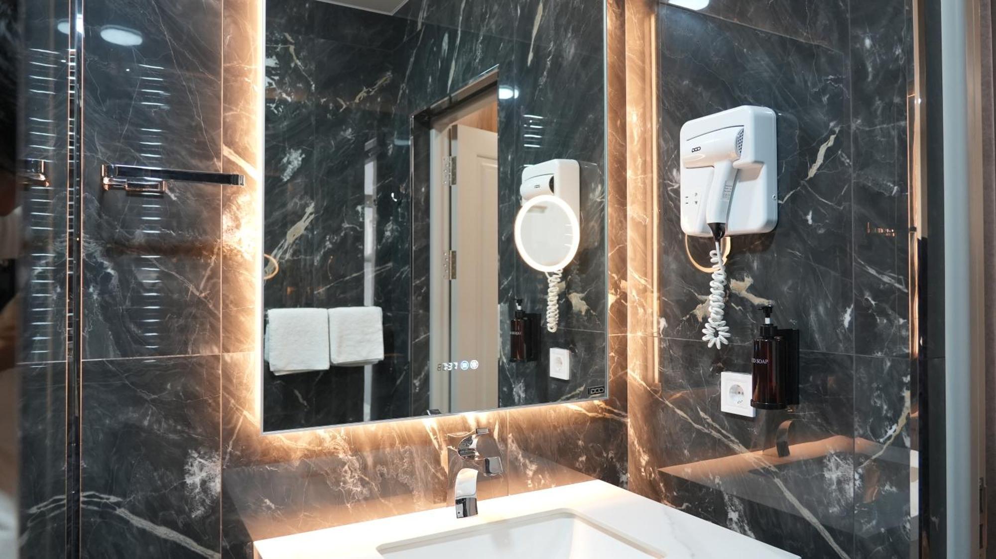 Avant Hotel Tashkent Pool&Spa Εξωτερικό φωτογραφία